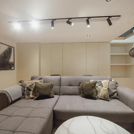 Appartamento 24 Agosto Amazing Triplex By Vacationy