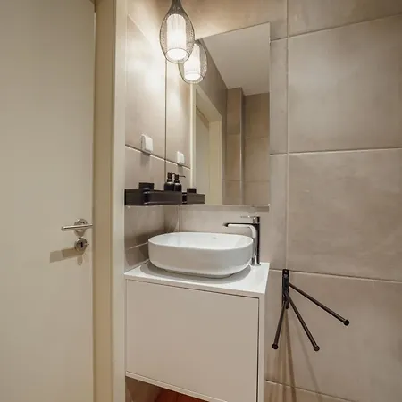Apartment 24 Agosto Amazing Triplex By Vacationy *